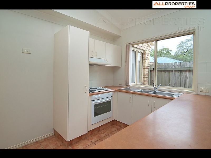 4 Toomba Place, Forest Lake QLD 4078