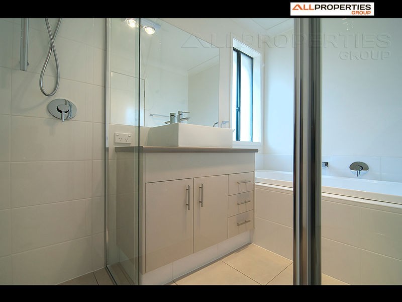 6 Cnr Burke and Wesleyn Court, Logan Village QLD 4207