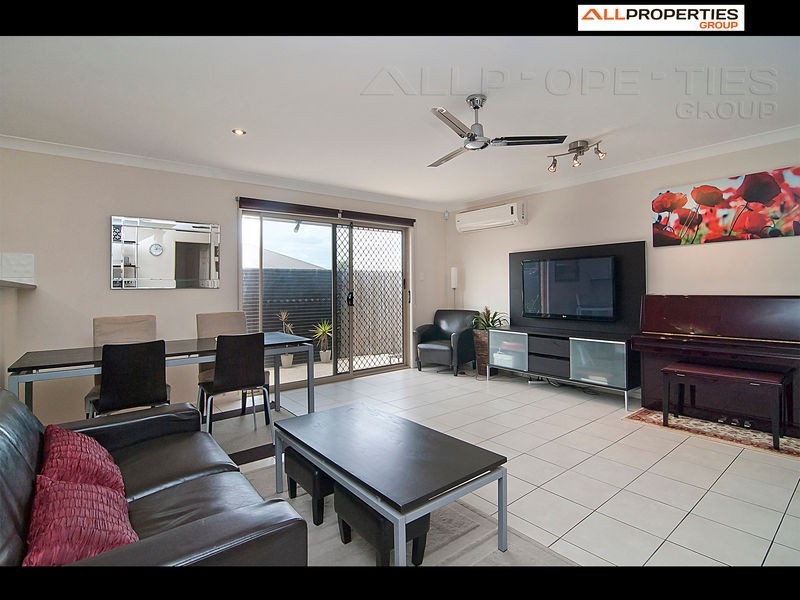 18 Winifred St, Kuraby QLD 4112