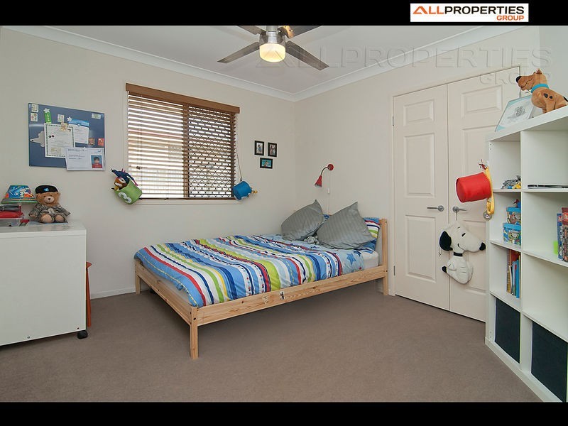 18 Winifred St, Kuraby QLD 4112