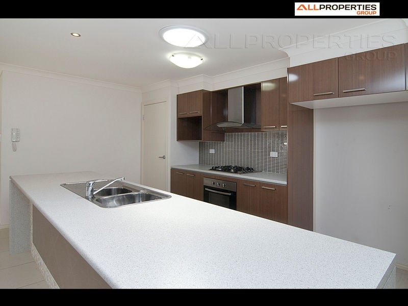 6 Injune Crct, Calamvale QLD 4116