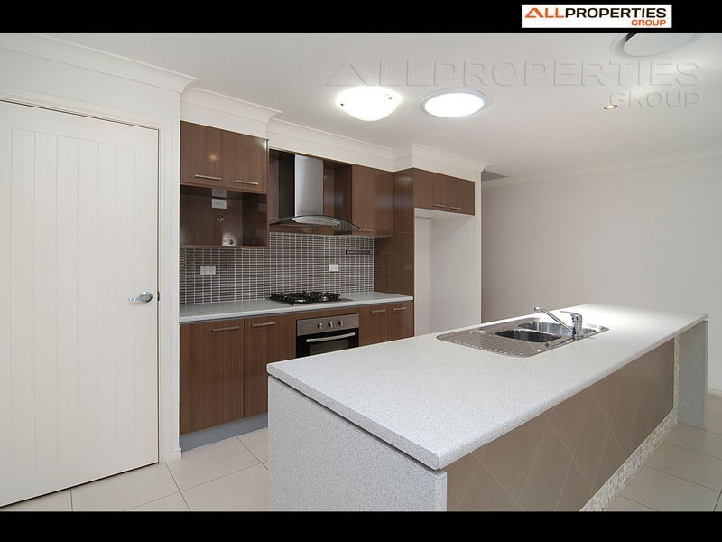 6 Injune Crct, Calamvale QLD 4116