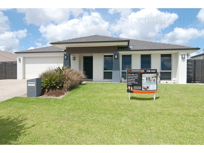 33 Oak Street, Heathwood QLD 4110