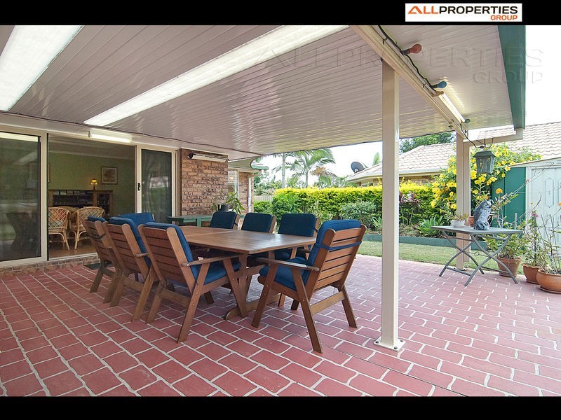 1 Acorn Circuit, Forest Lake QLD 4078