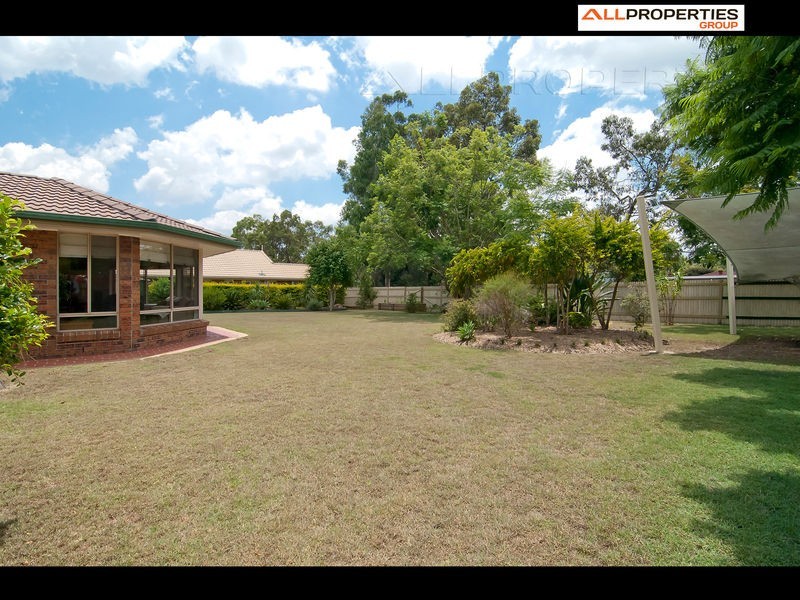 1 Acorn Circuit, Forest Lake QLD 4078