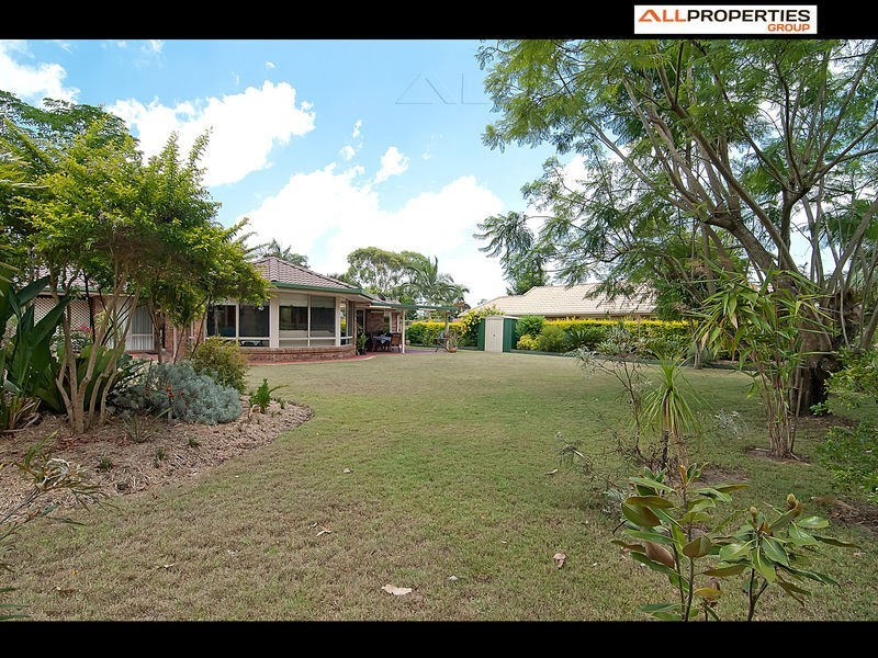 1 Acorn Circuit, Forest Lake QLD 4078
