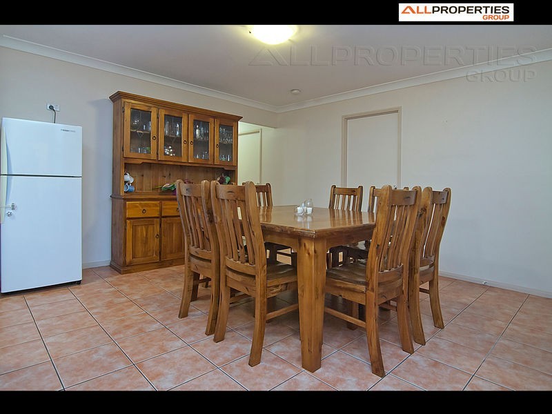 18 Daniella Drive, Marsden QLD 4132