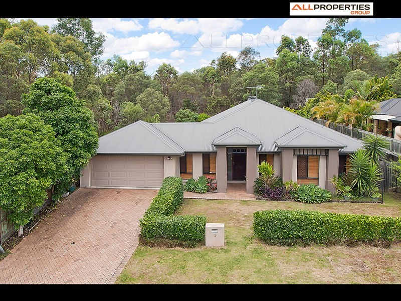 19 Piccadilly Place, Forest Lake QLD 4078