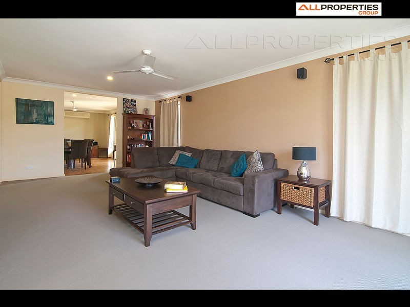 24 Buckley Drive, Drewvale QLD 4116