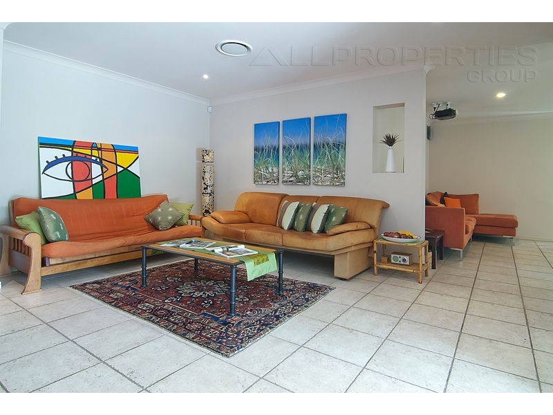 9 Stonyfell Place, Forest Lake QLD 4078
