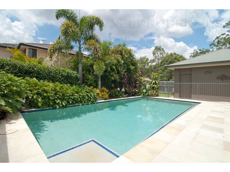 9 Stonyfell Place, Forest Lake QLD 4078