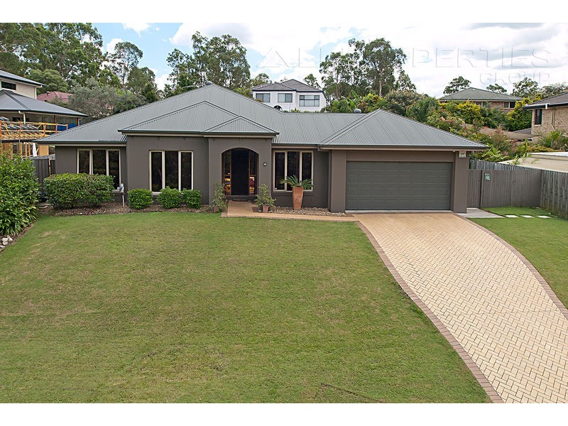 9 Stonyfell Place, Forest Lake QLD 4078