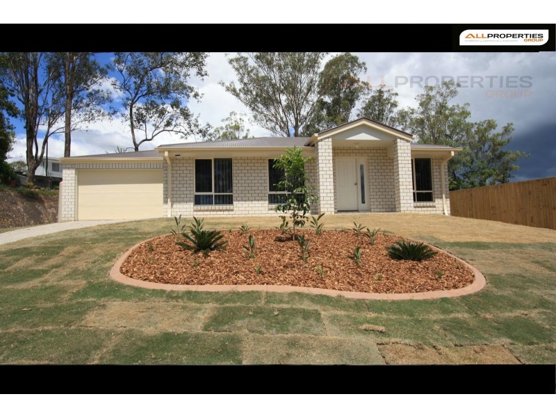 10 Bowen Place, Blackstone QLD 4304