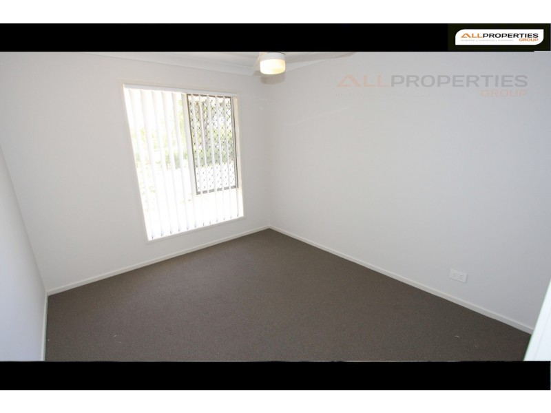 10 Bowen Place, Blackstone QLD 4304