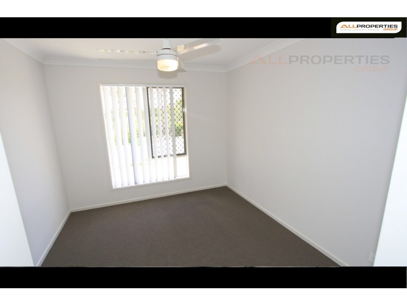 10 Bowen Place, Blackstone QLD 4304