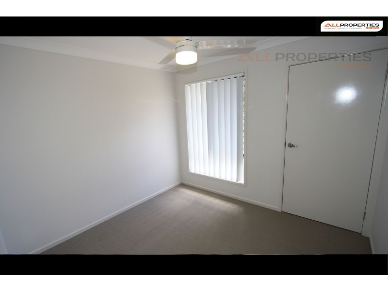 12 Bowen Place, Blackstone QLD 4304