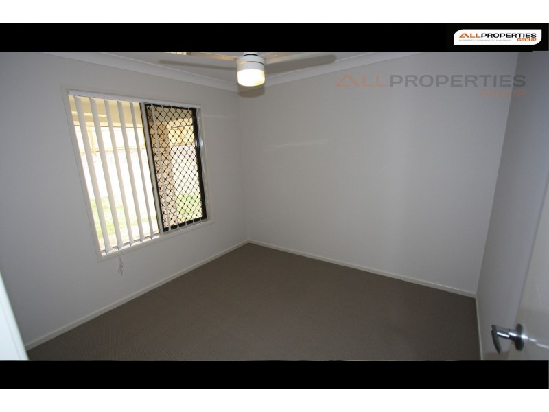 12 Bowen Place, Blackstone QLD 4304
