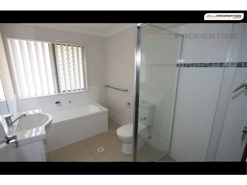 12 Bowen Place, Blackstone QLD 4304
