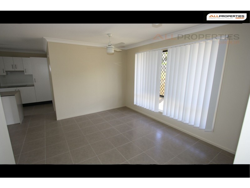 98 High Street, Blackstone QLD 4304