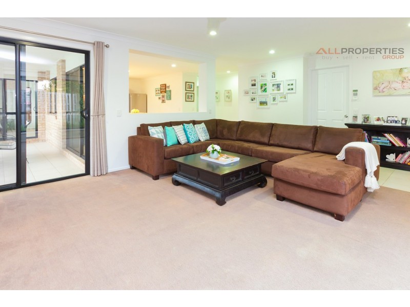 24 Fairweather Street, Berrinba QLD 4117