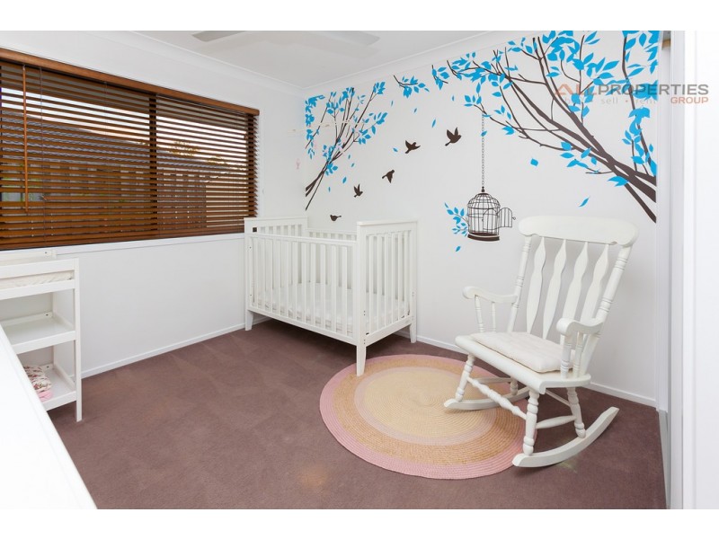 24 Fairweather Street, Berrinba QLD 4117