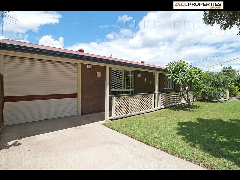 5 COSWAY STREET, Hillcrest QLD 4118