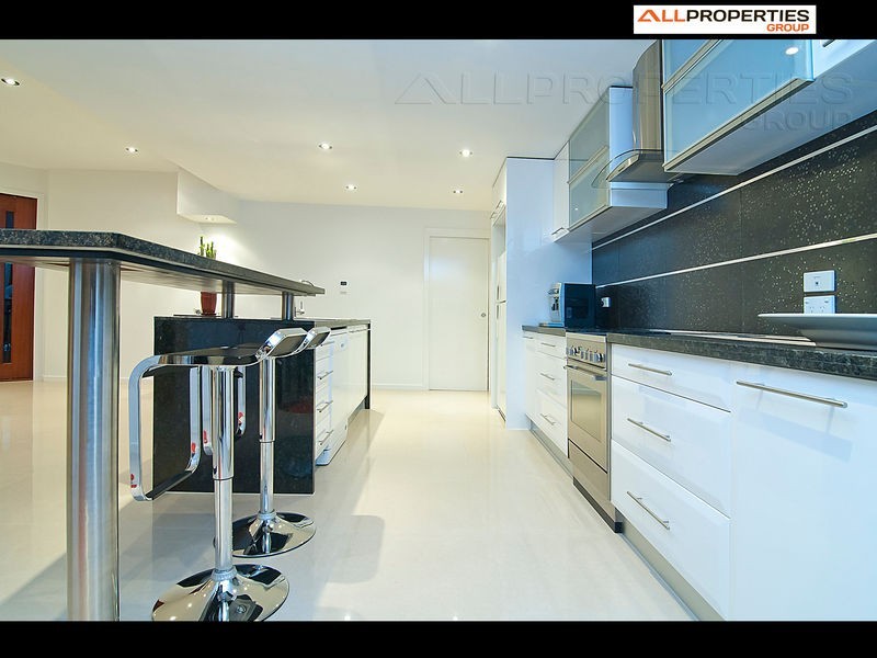 13 Bridgewater Close, Drewvale QLD 4116