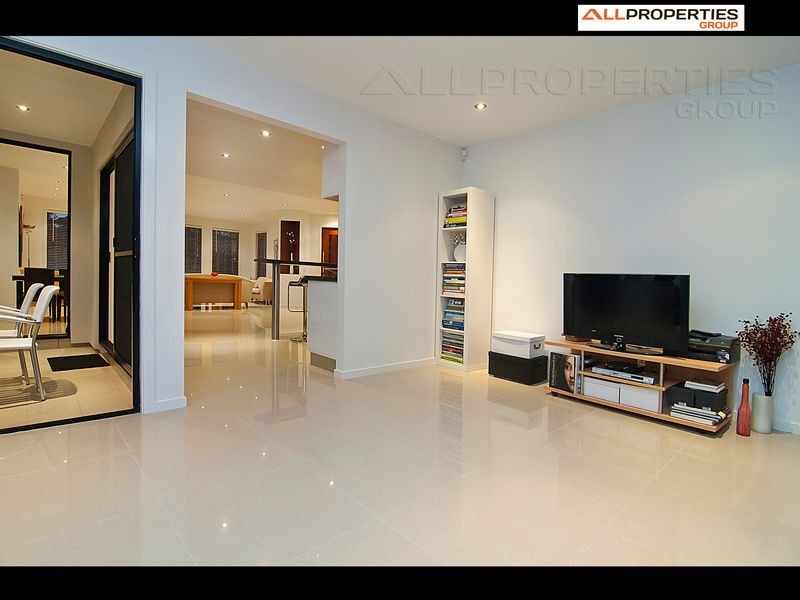 13 Bridgewater Close, Drewvale QLD 4116