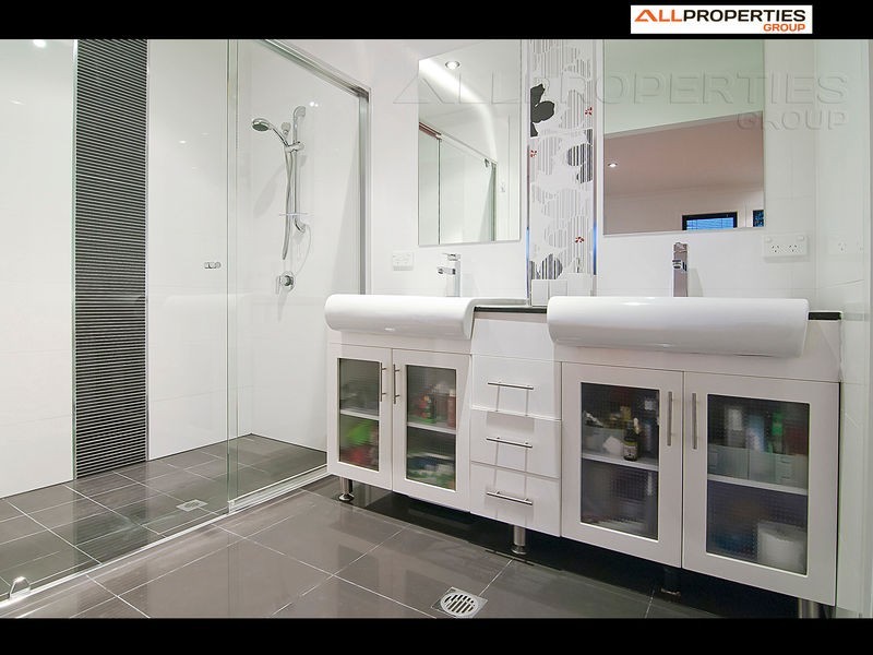 13 Bridgewater Close, Drewvale QLD 4116