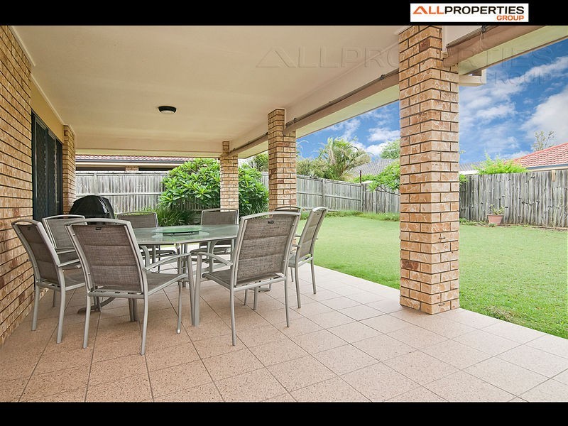 37 Talisker Pl, Parkinson QLD 4115