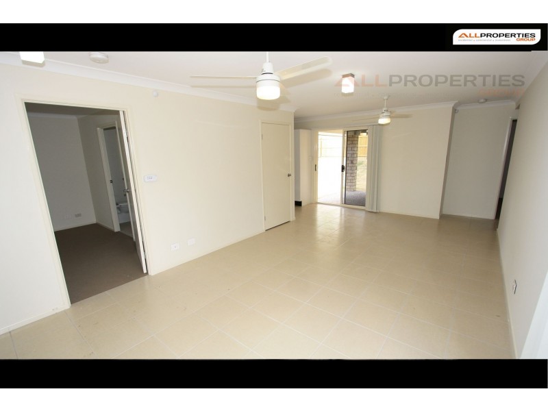 14 Bowen Place, Blackstone QLD 4304