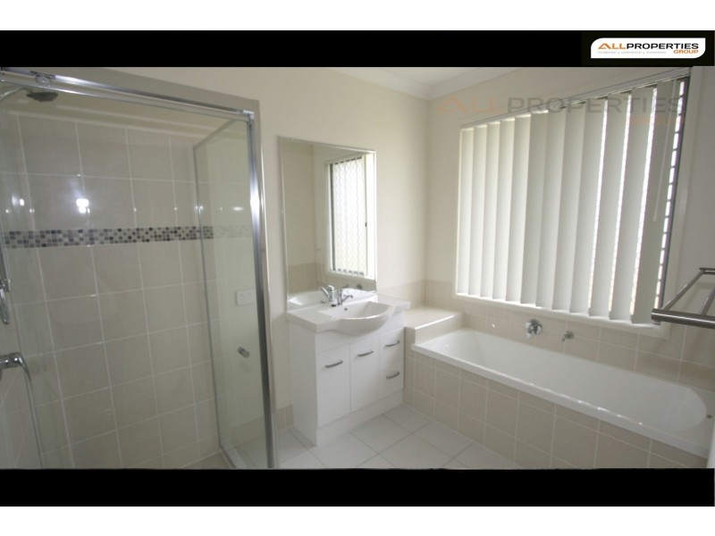 11 Lilly Court, Yamanto QLD 4305