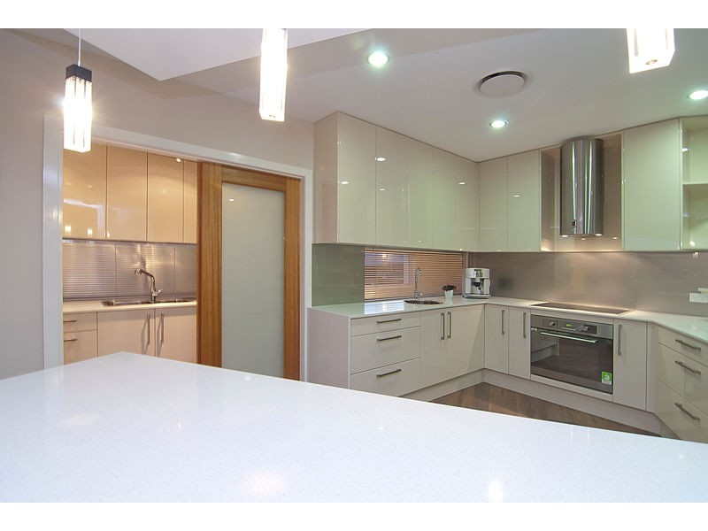 21 Farzana Place, Underwood QLD 4119