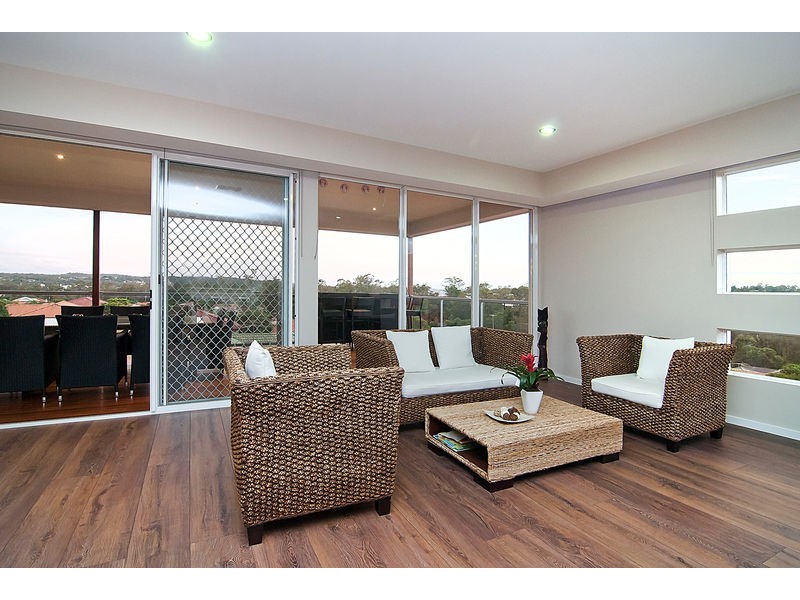 21 Farzana Place, Underwood QLD 4119