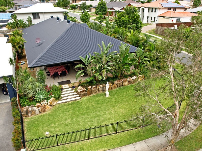 2 Ironbark Place, Heathwood QLD 4110