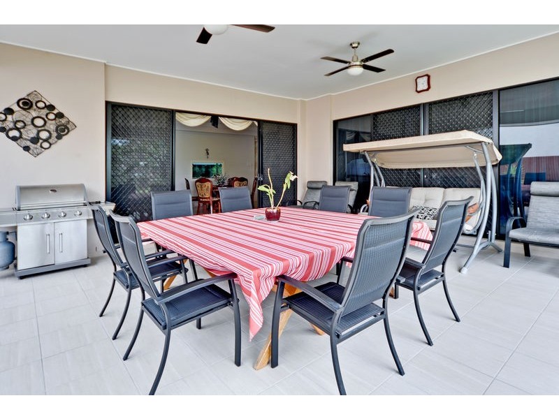 2 Ironbark Place, Heathwood QLD 4110