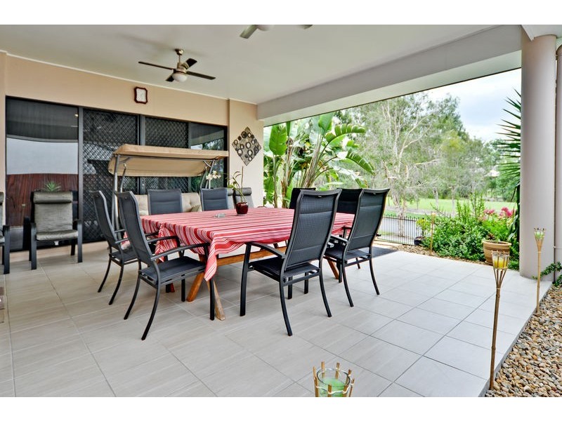 2 Ironbark Place, Heathwood QLD 4110