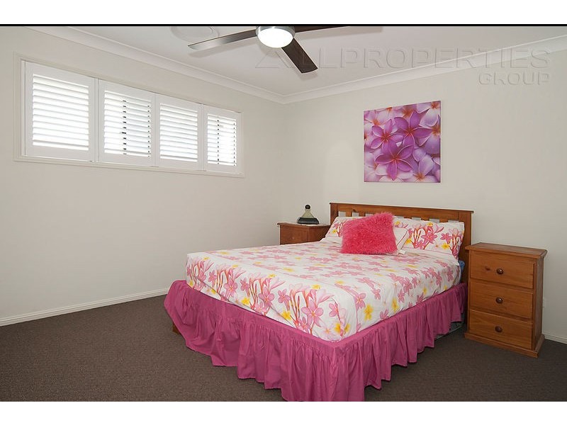 49 Laurel Street, Heathwood QLD 4110