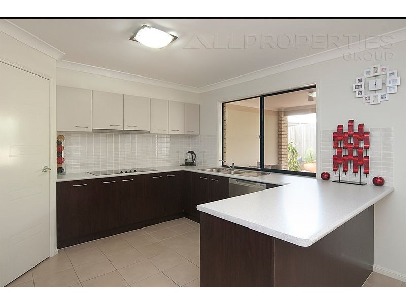 49 Laurel Street, Heathwood QLD 4110