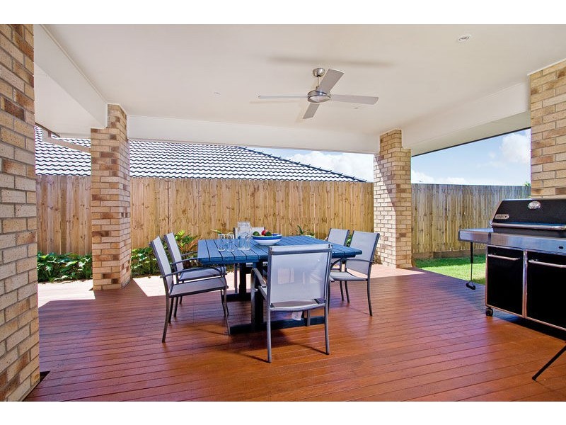 6 Gardenia Circuit, Heathwood QLD 4110