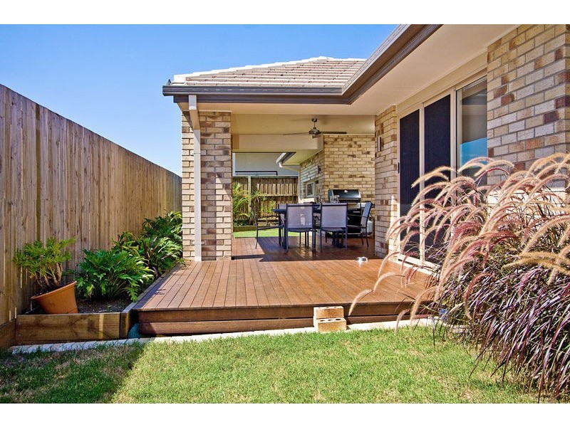 6 Gardenia Circuit, Heathwood QLD 4110