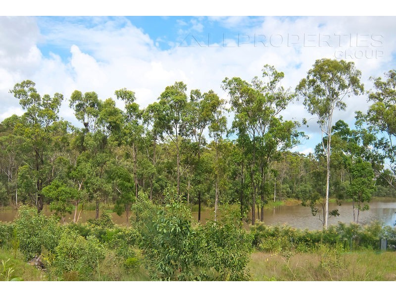 26 Lakeview Place, Springfield Lakes QLD 4300