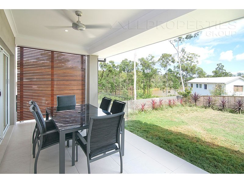 26 Lakeview Place, Springfield Lakes QLD 4300