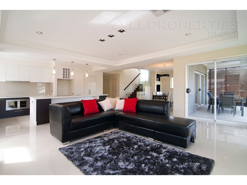 26 Lakeview Place, Springfield Lakes QLD 4300