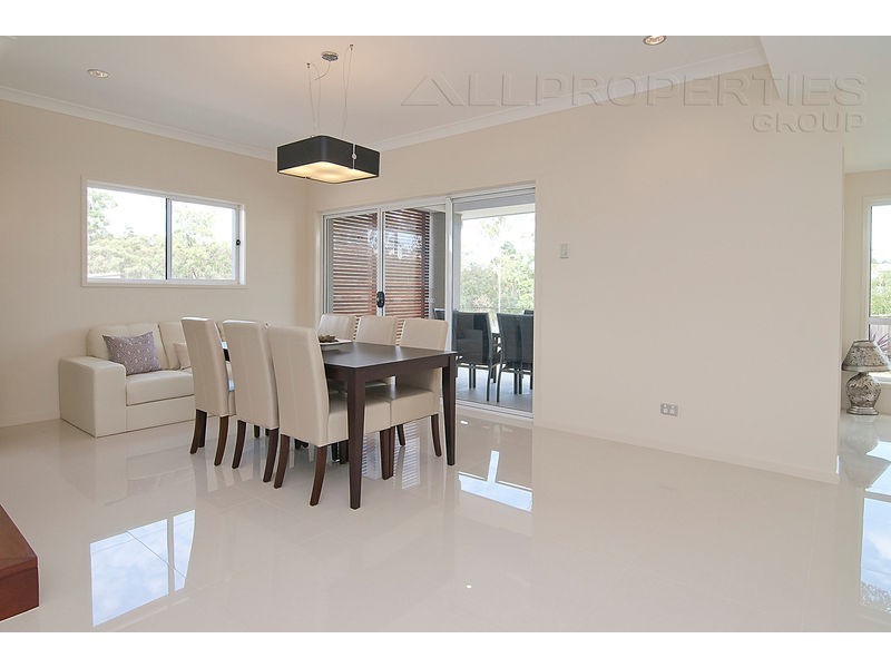 26 Lakeview Place, Springfield Lakes QLD 4300