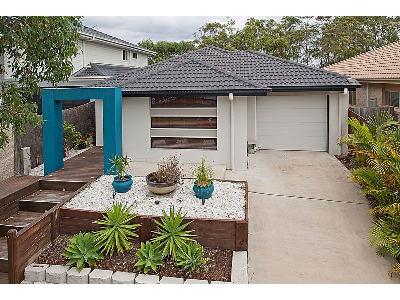74 Mossman Pde, Waterford QLD 4133
