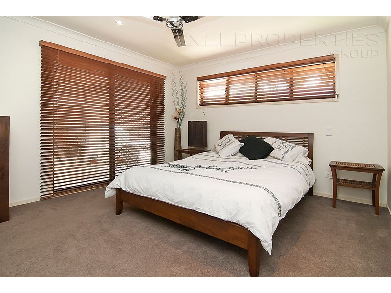 74 Mossman Pde, Waterford QLD 4133