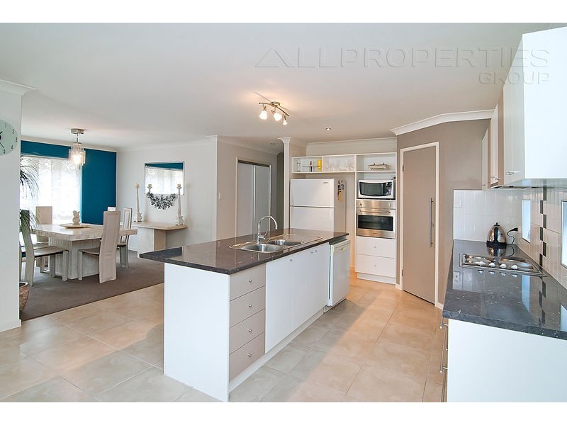 74 Mossman Pde, Waterford QLD 4133