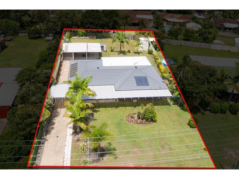 9 KINGFIELD CT, Regents Park QLD 4118