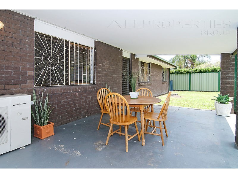 10 JOSEPH CT, Browns Plains QLD 4118